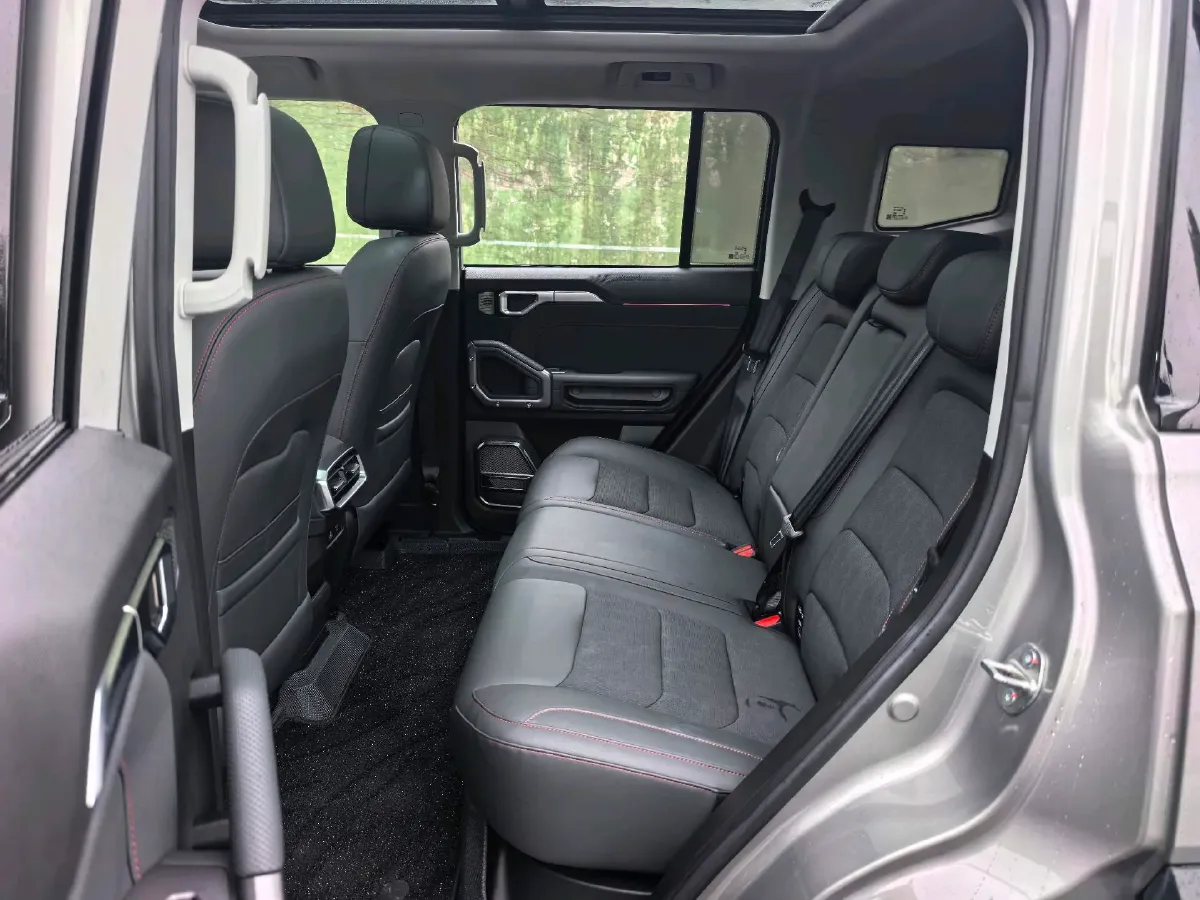 2023 Jetour Traveller 2.0T 254HP L4 7DCT,autocango,china used car exporter,china ev exporter,chinese used car exporter,chinese used ev exporter