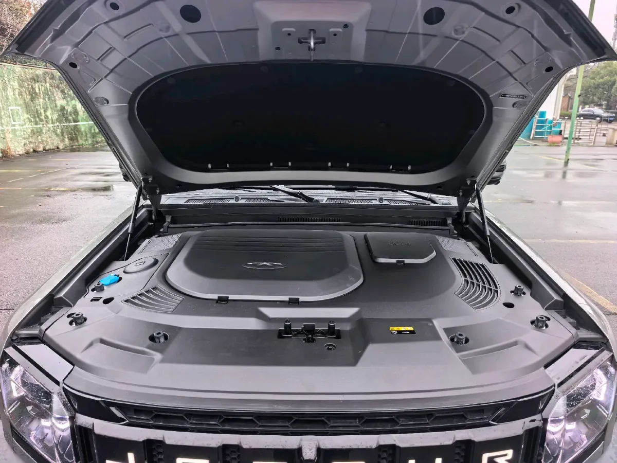 2023 Jetour Traveller 2.0T 254HP L4 7DCT,autocango,china used car exporter,china ev exporter,chinese used car exporter,chinese used ev exporter