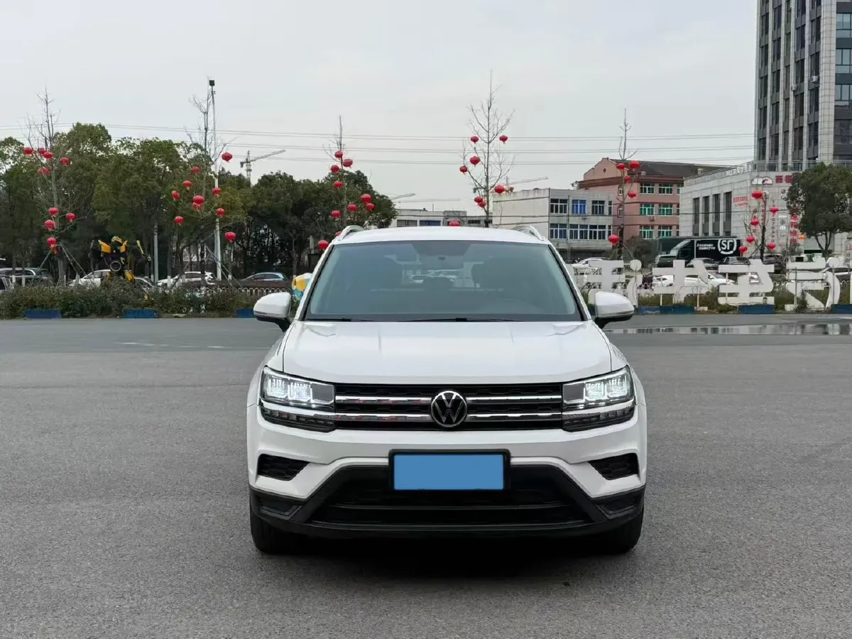 2022 Ford Transit 2.0T 202HP L4 6AT,autocango,china used car exporter,china ev exporter,chinese used car exporter,chinese used ev exporter