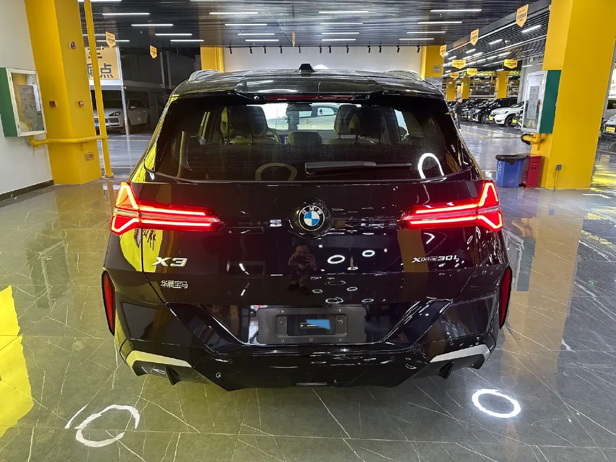 2025 BMW X3 2.0T 258HP L4 8AT,autocango,china used car exporter,china ev exporter,chinese used car exporter,chinese used ev exporter