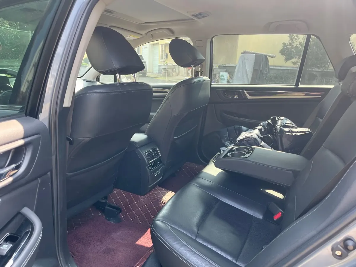 2017 Subaru Outback 2.5L 175HP H4 CVT,autocango,china used car exporter,china ev exporter,chinese used car exporter,chinese used ev exporter