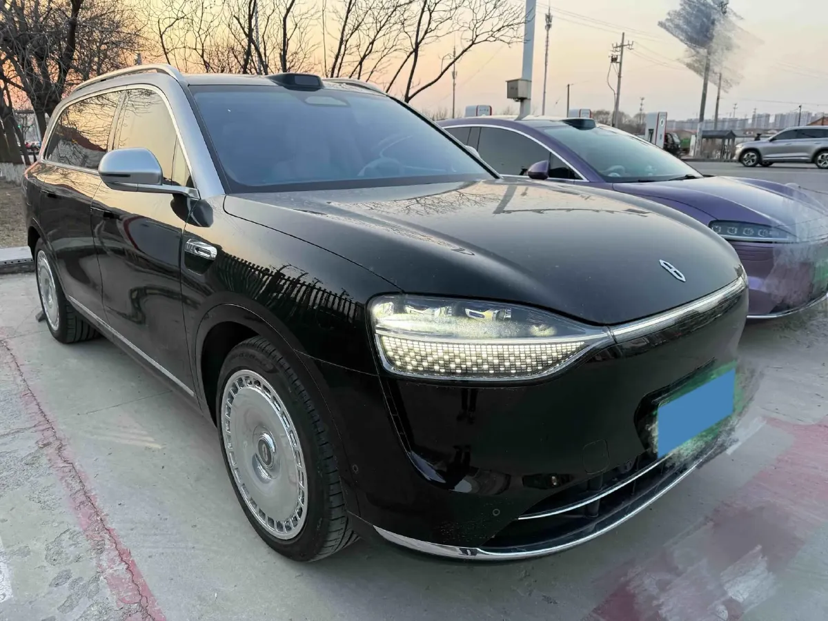 2025 AITO AITO M9 REEV 160HP REEV 52KWH,autocango,china used car exporter,china ev exporter,chinese used car exporter,chinese used ev exporter
