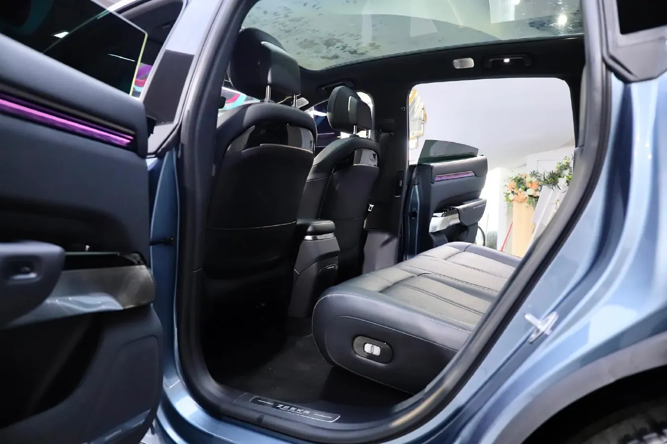 2025 Zeekr 7X BEV 100KWH,autocango,china used car exporter,china ev exporter,chinese used car exporter,chinese used ev exporter