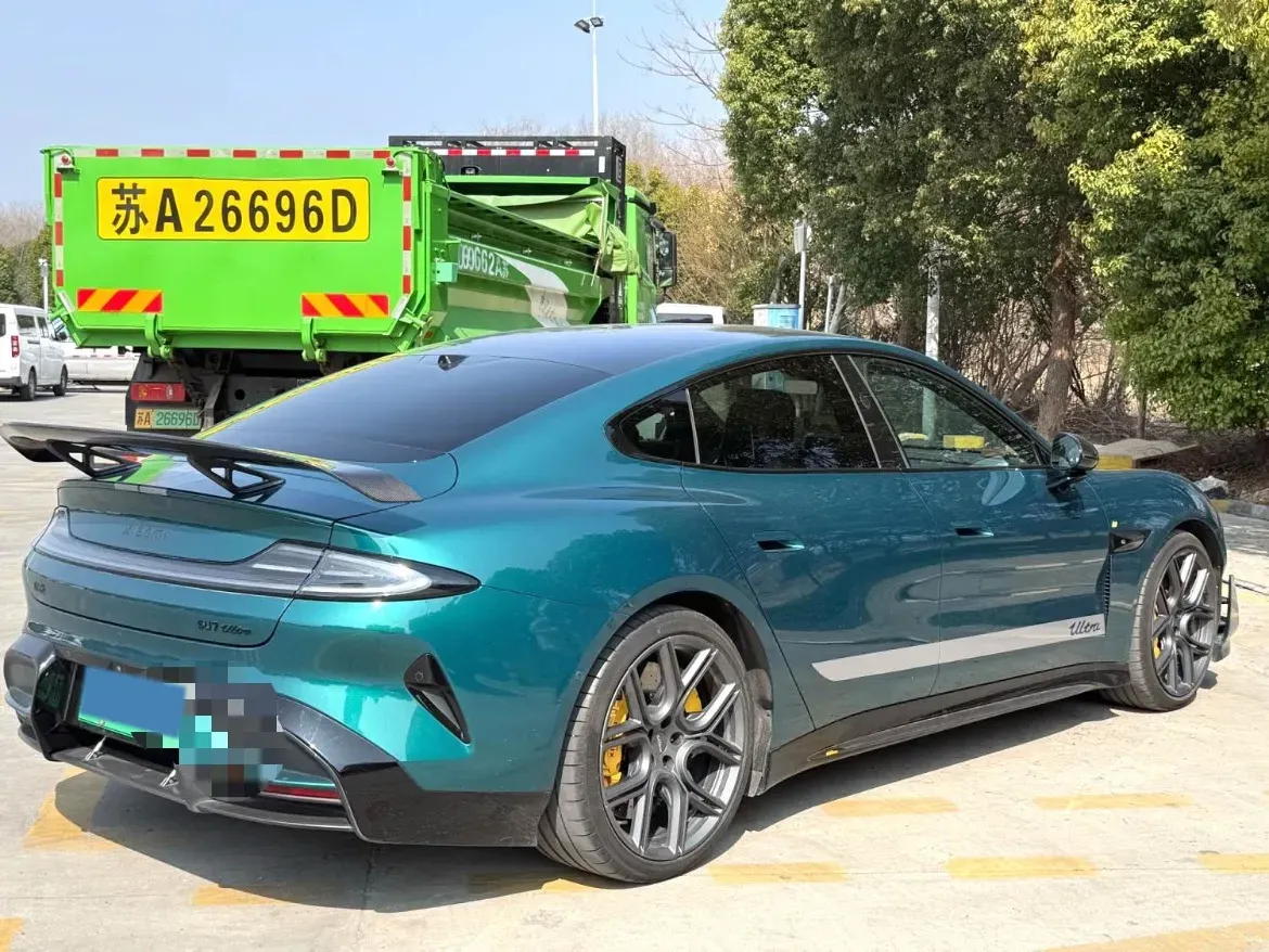 2025 MI SU7 Ultra BEV 93.7KWH,autocango,china used car exporter,china ev exporter,chinese used car exporter,chinese used ev exporter