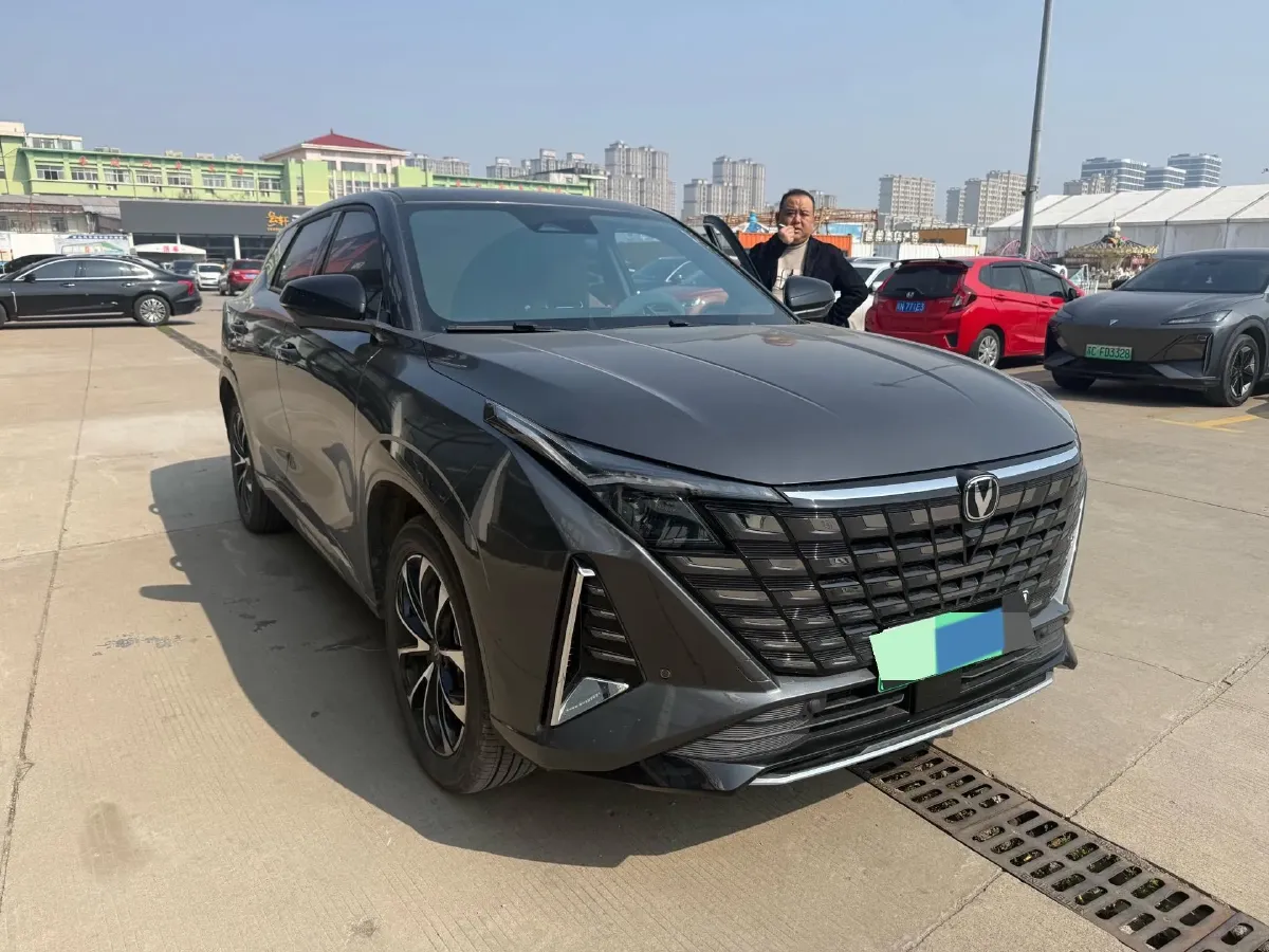2024 ChangAn UNI-Z 1.5L 98HP L4 E-CVT PHEV 18.4KWH,autocango,china used car exporter,china ev exporter,chinese used car exporter,chinese used ev exporter