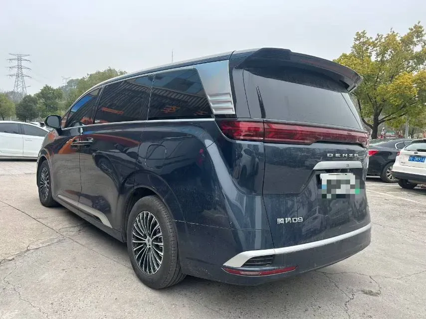 2023 Denza D9 1.5T 139HP L4 E-CVT PHEV 20.39KWH,autocango,china used car exporter,china ev exporter,chinese used car exporter,chinese used ev exporter