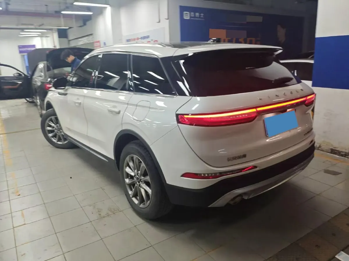 2020 Lincoln Corsair 2.0T 245HP L4 8AT,autocango,china used car exporter,china ev exporter,chinese used car exporter,chinese used ev exporter