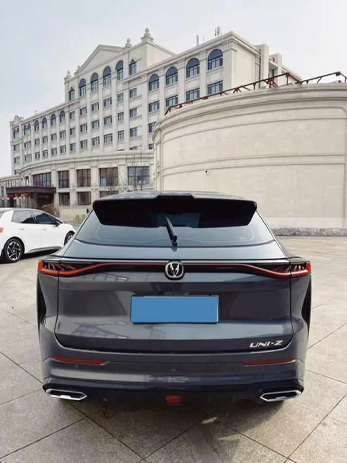 2024 ChangAn UNI-Z 1.5L 98HP L4 E-CVT PHEV 18.4KWH,autocango,china used car exporter,china ev exporter,chinese used car exporter,chinese used ev exporter