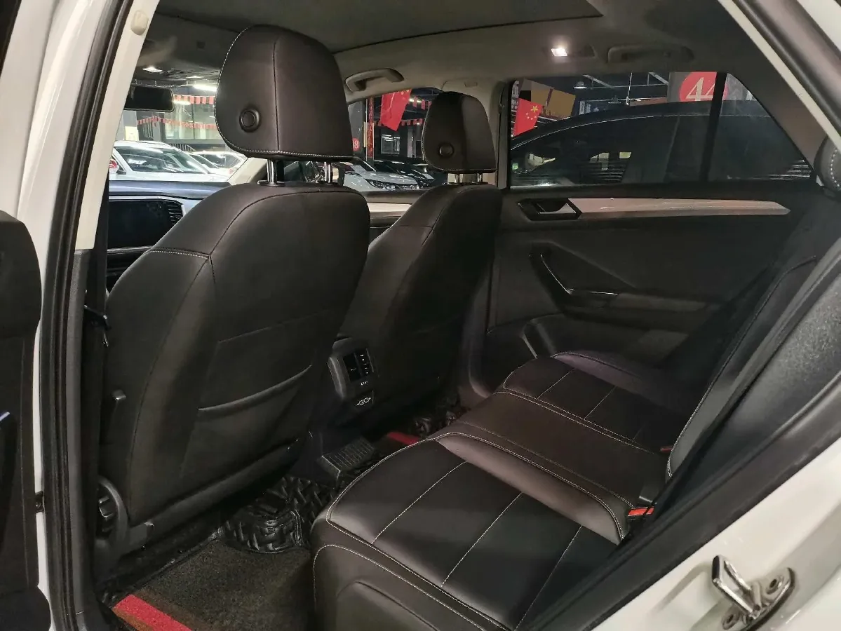 2020 Volkswagen T-Roc 1.4T 150HP L4 7DCT,autocango,china used car exporter,china ev exporter,chinese used car exporter,chinese used ev exporter