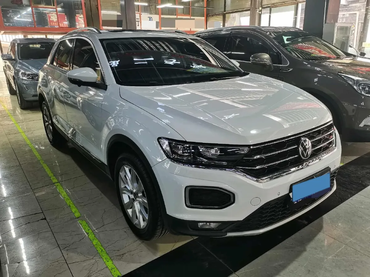 2020 Volkswagen T-Roc 1.4T 150HP L4 7DCT,autocango,china used car exporter,china ev exporter,chinese used car exporter,chinese used ev exporter