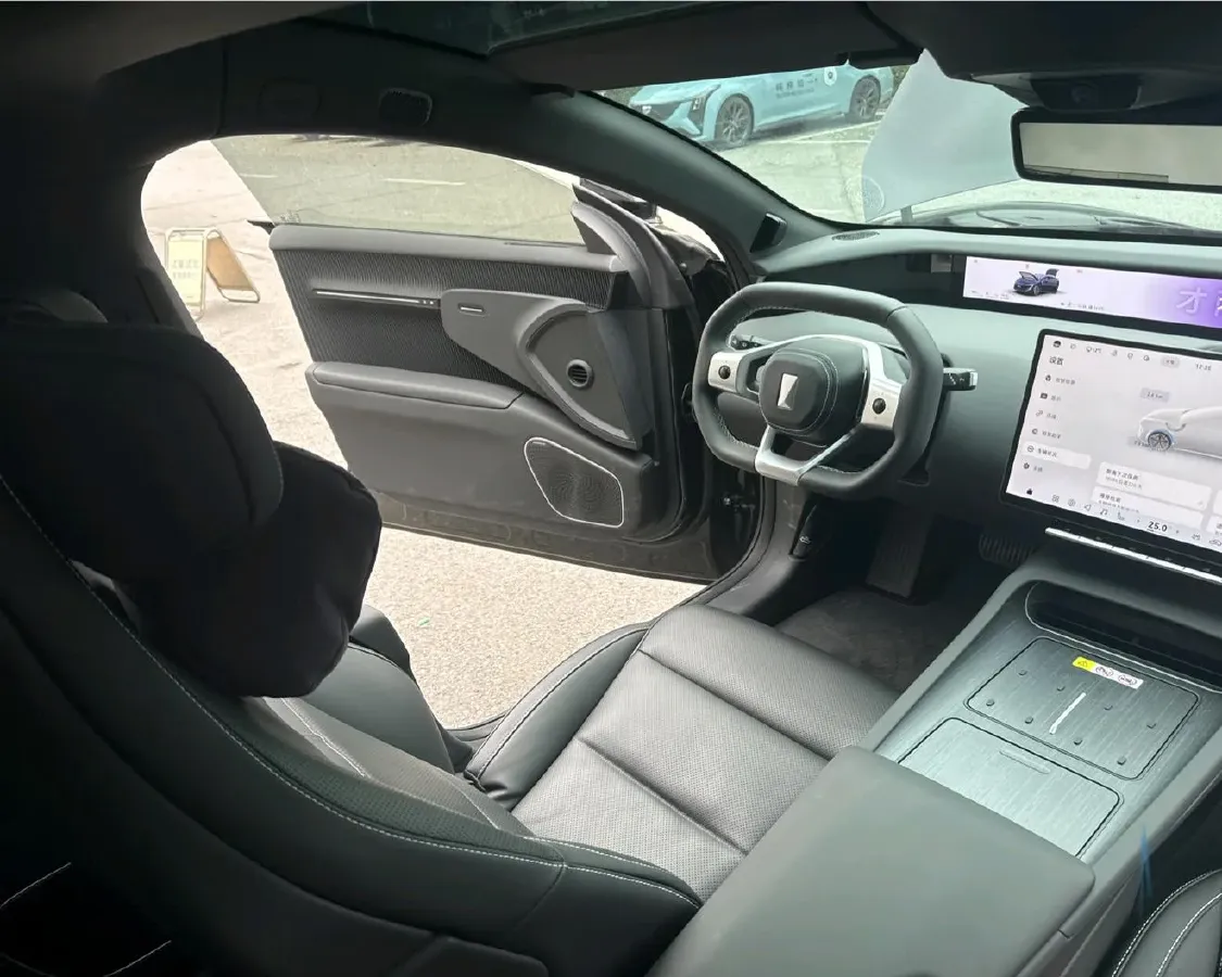 2025 Avatr 12 BEV 94.53KWH,autocango,china used car exporter,china ev exporter,chinese used car exporter,chinese used ev exporter