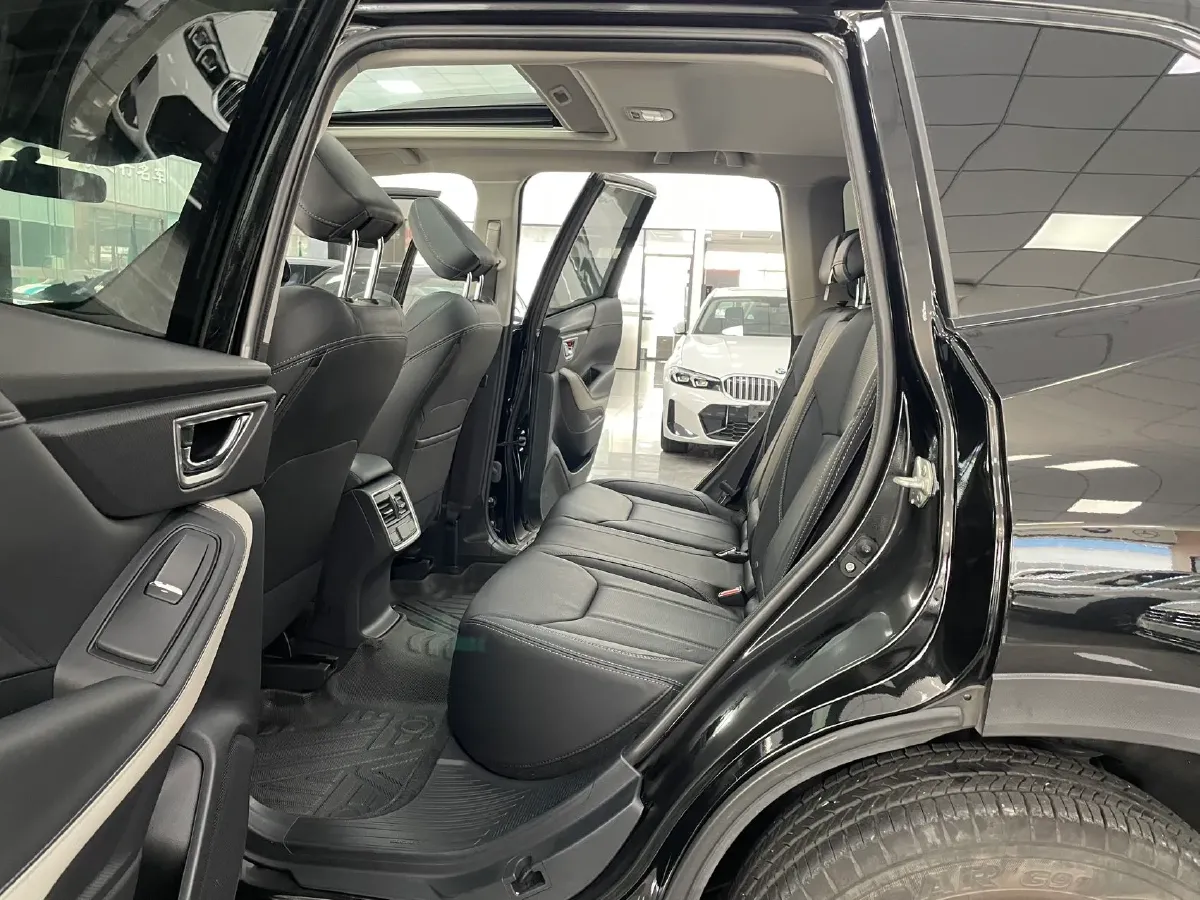 2021 Subaru Forester 2.0L 154HP H4 CVT,autocango,china used car exporter,china ev exporter,chinese used car exporter,chinese used ev exporter