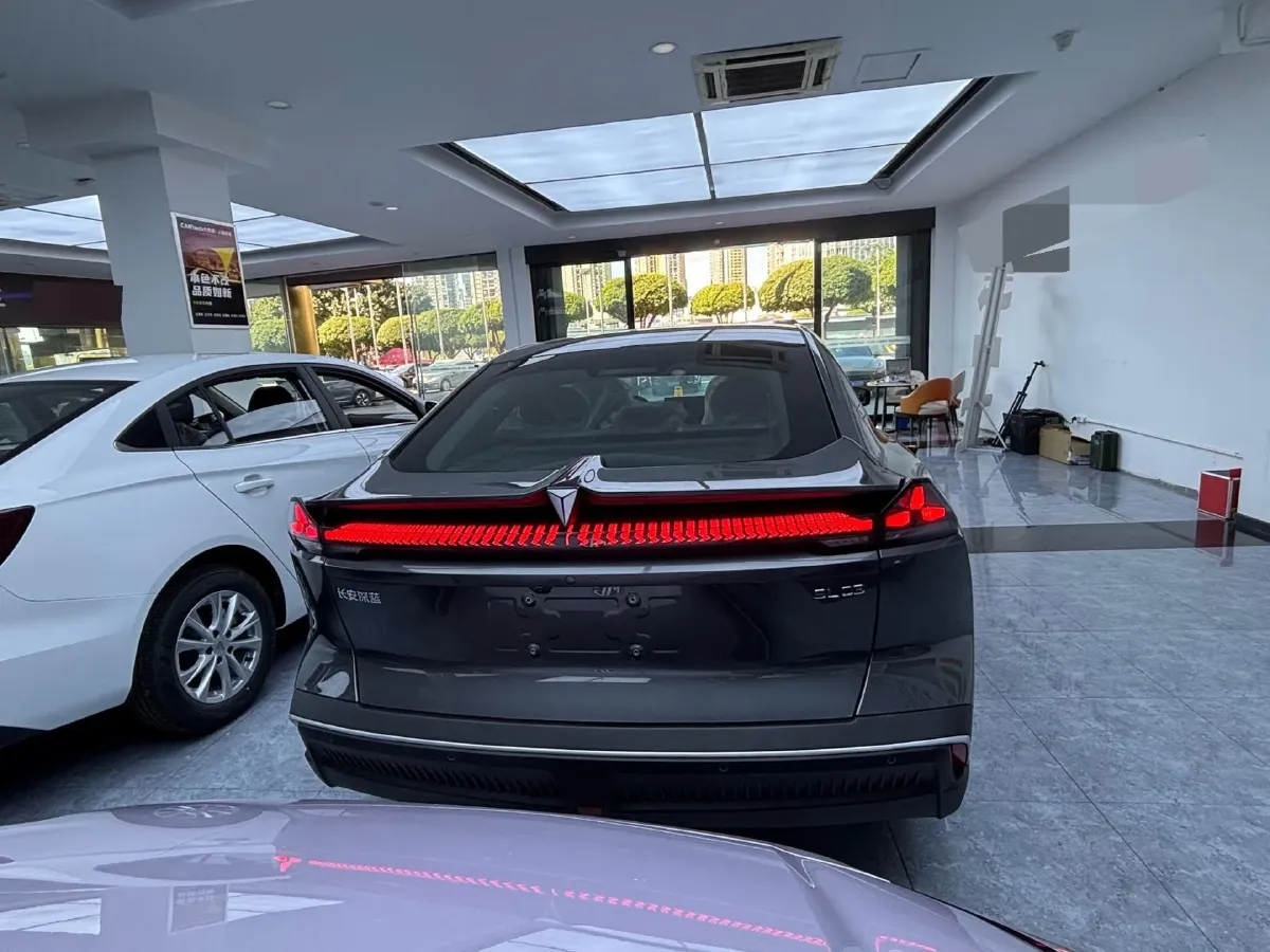 2025 Deepal SL03 1.5L 95HP L4 REEV 18.99KWH,autocango,china used car exporter,china ev exporter,chinese used car exporter,chinese used ev exporter
