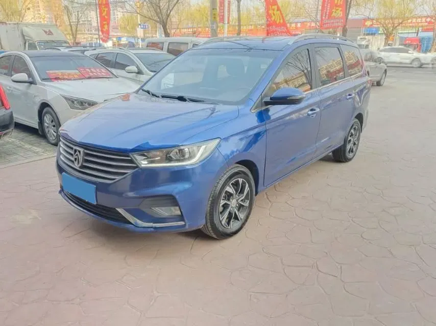 2018 BaoJun 530 1.5T 150HP L4 6MT,autocango,china used car exporter,china ev exporter,chinese used car exporter,chinese used ev exporter