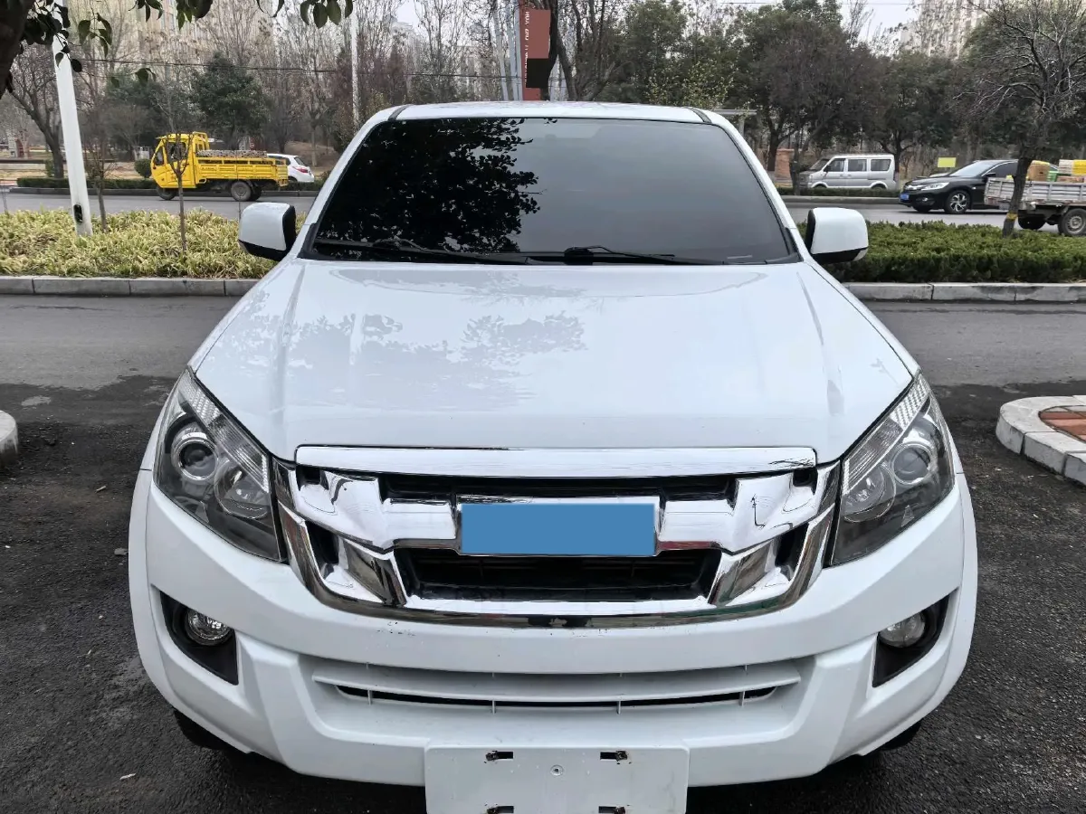 2020 Isuzu LingTuo 2.5T 150HP L4 6AT,autocango,china used car exporter,china ev exporter,chinese used car exporter,chinese used ev exporter