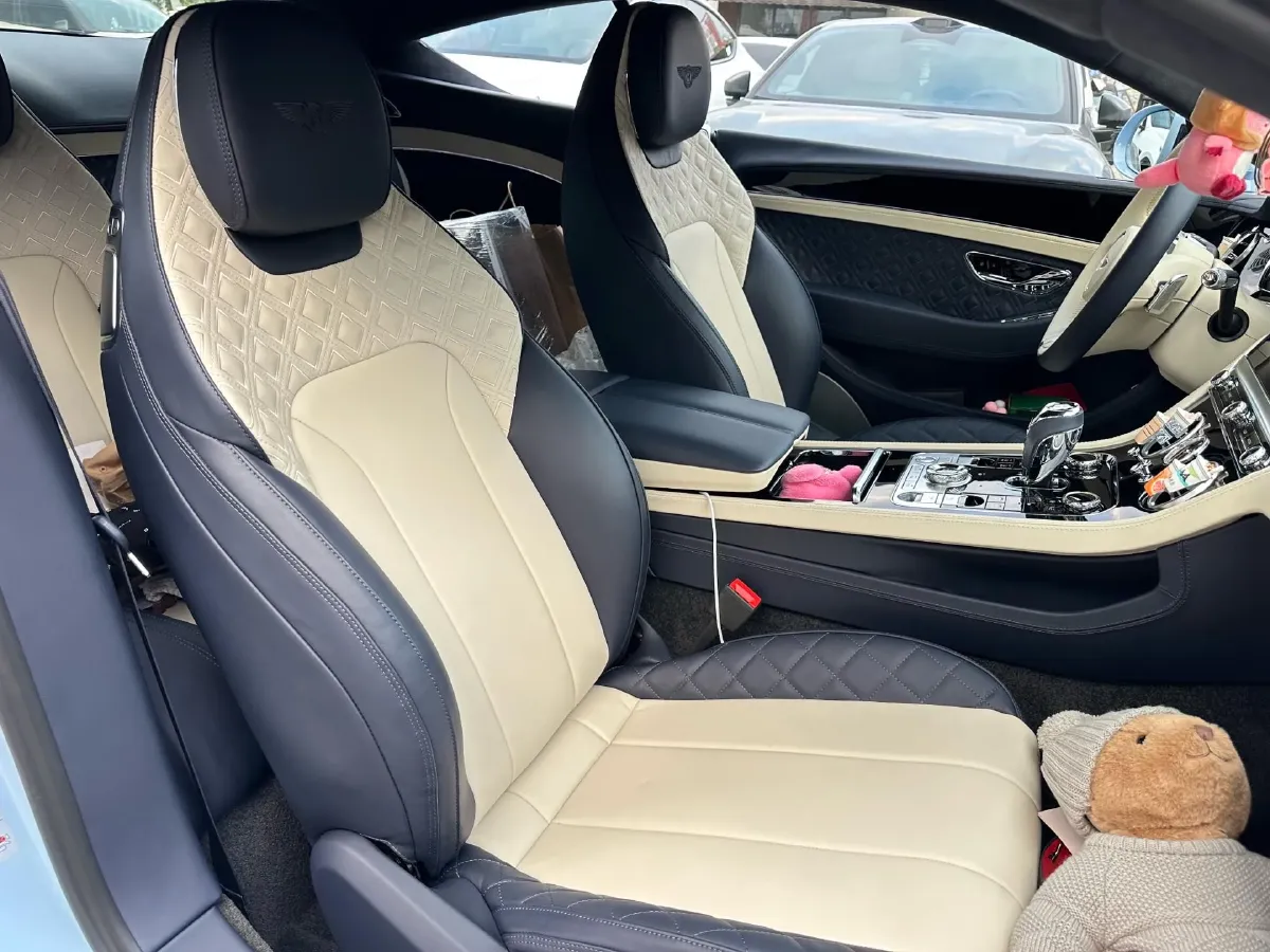 2022 Bentley Continental 4.0T 549HP V8 8DCT,autocango,china used car exporter,china ev exporter,chinese used car exporter,chinese used ev exporter