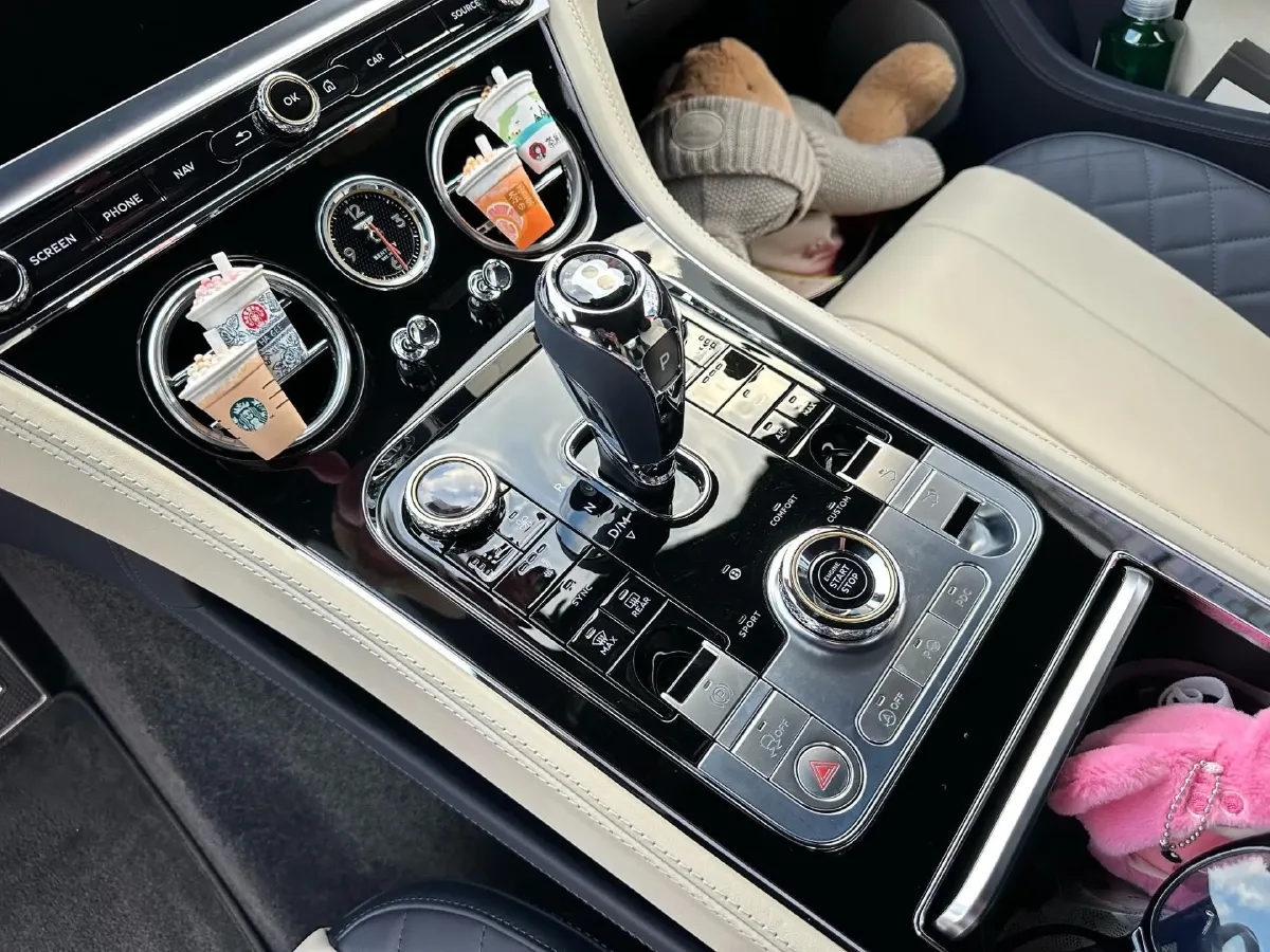 2022 Bentley Continental 4.0T 549HP V8 8DCT,autocango,china used car exporter,china ev exporter,chinese used car exporter,chinese used ev exporter