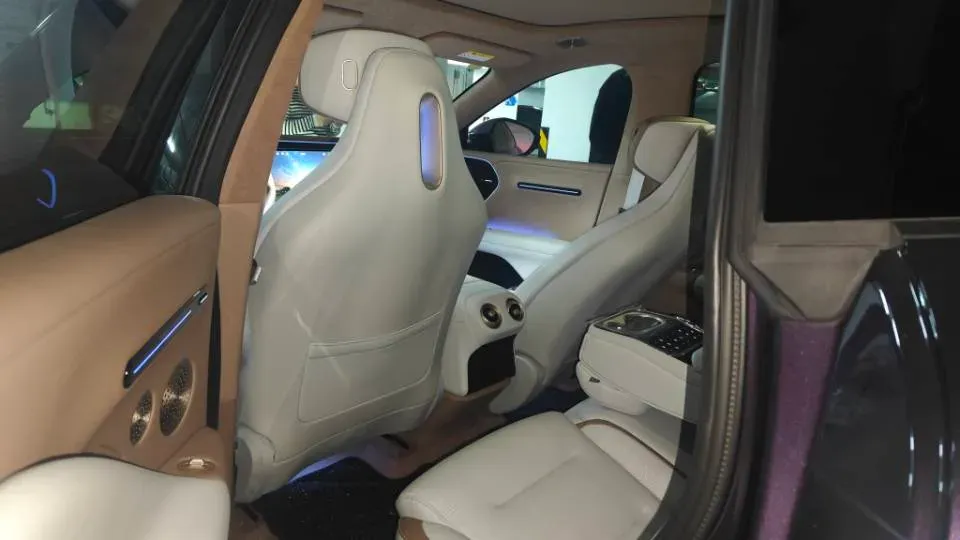 2026 Avatr 07 1.5T 156HP L4 REEV,autocango,china used car exporter,china ev exporter,chinese used car exporter,chinese used ev exporter