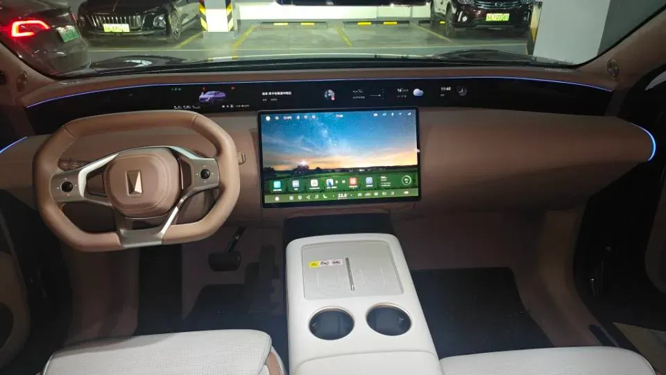 2026 Avatr 07 1.5T 156HP L4 REEV,autocango,china used car exporter,china ev exporter,chinese used car exporter,chinese used ev exporter