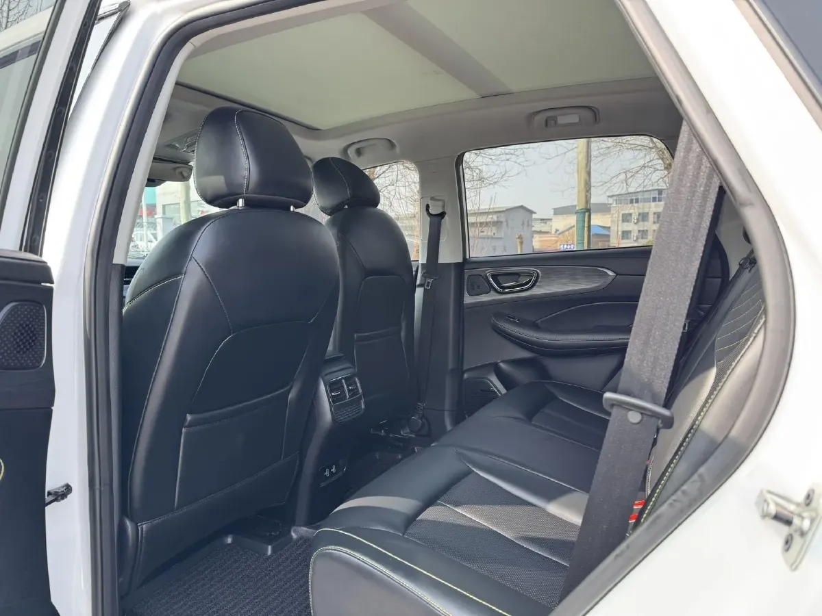 2021 Roewe RX5 1.5T 181HP L4 7DCT,autocango,china used car exporter,china ev exporter,chinese used car exporter,chinese used ev exporter