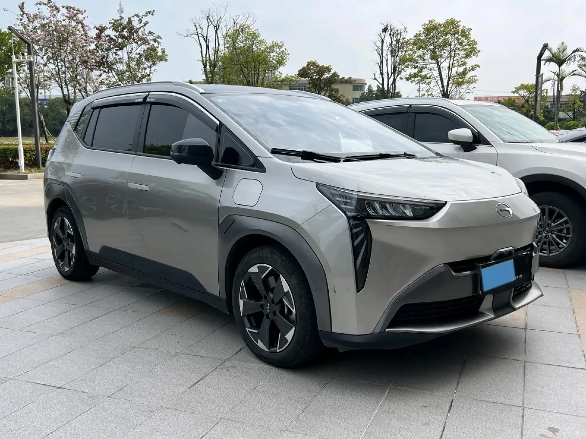 2022 Geely Okavango 1.8T 184HP L4 7DCT,autocango,china used car exporter,china ev exporter,chinese used car exporter,chinese used ev exporter