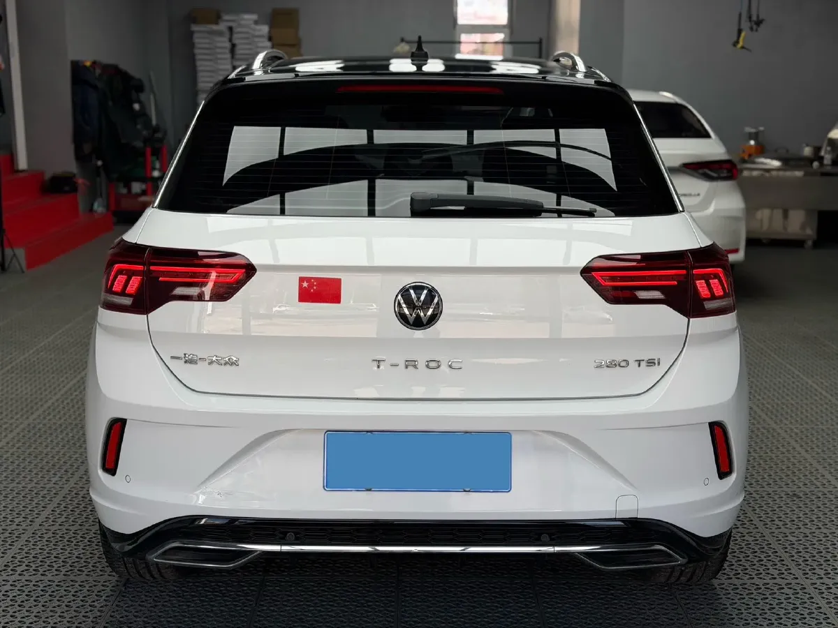 2022 Volkswagen T-Roc 1.4T 150HP L4 7DCT,autocango,china used car exporter,china ev exporter,chinese used car exporter,chinese used ev exporter