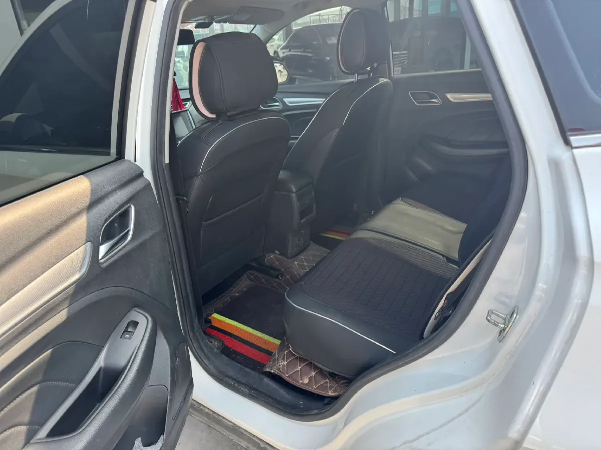 2018 Roewe RX5 1.5T 169HP L4 6MT,autocango,china used car exporter,china ev exporter,chinese used car exporter,chinese used ev exporter