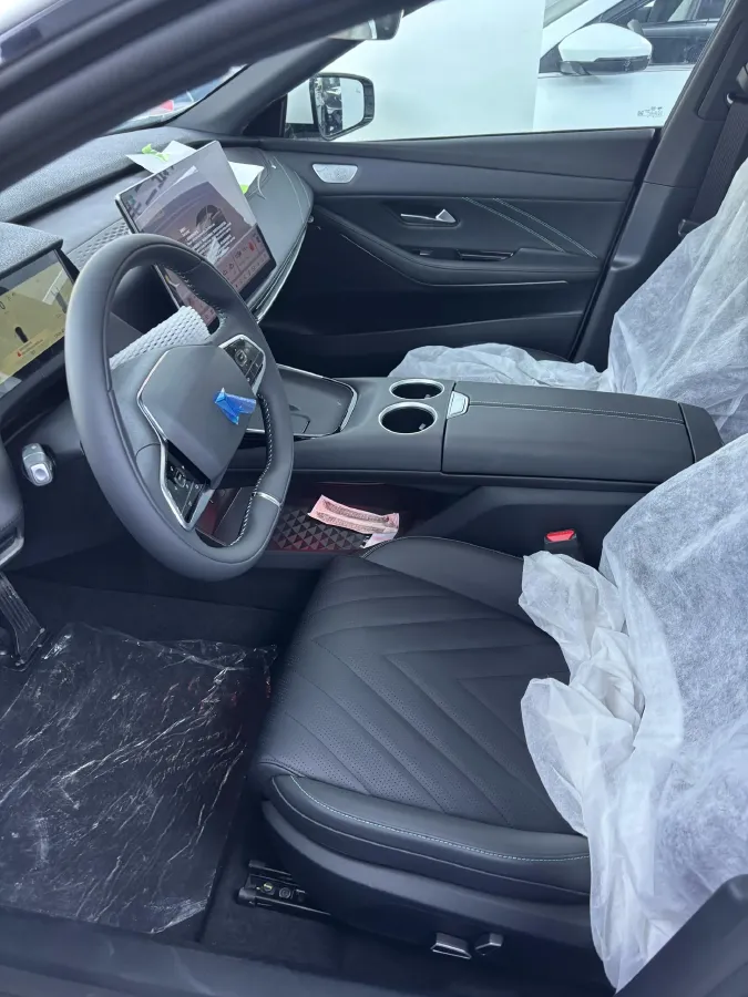 2025 Deepal SL03 1.5L 95HP L4 REEV 18.99KWH,autocango,china used car exporter,china ev exporter,chinese used car exporter,chinese used ev exporter