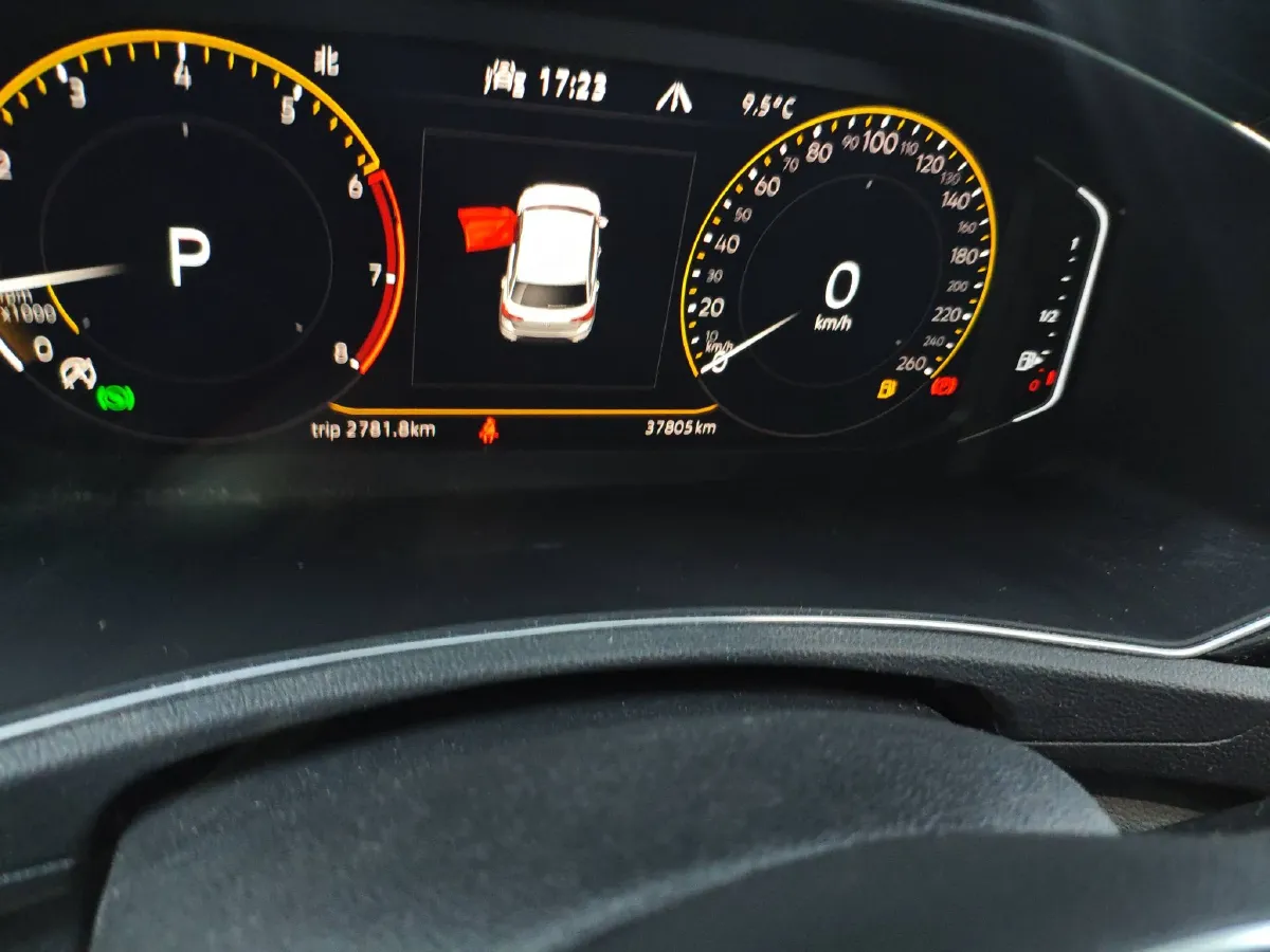 2021 Volkswagen T-Roc 1.4T 150HP L4 7DCT,autocango,china used car exporter,china ev exporter,chinese used car exporter,chinese used ev exporter