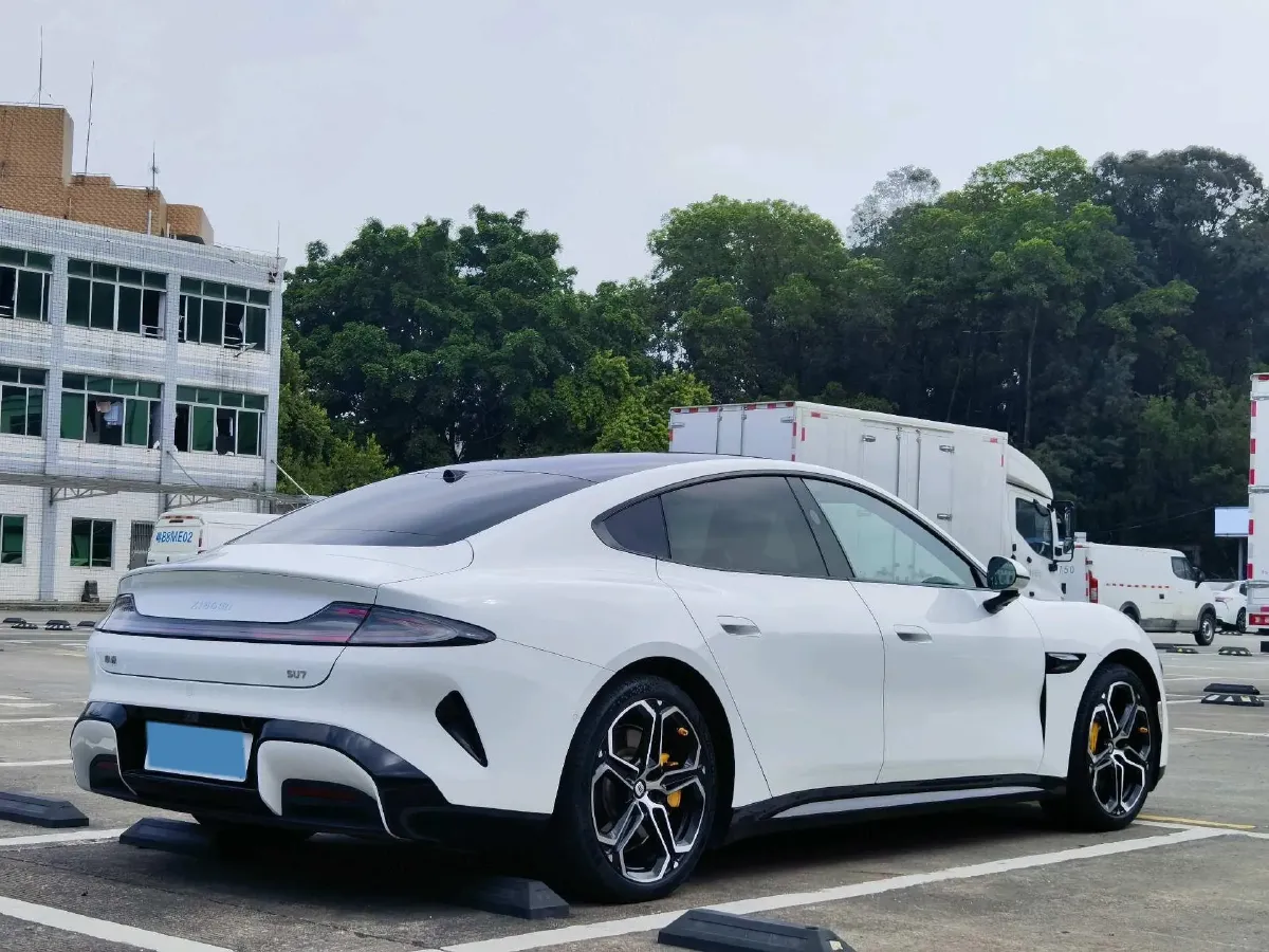 2024 MI SU7 BEV 73.6KWH,autocango,china used car exporter,china ev exporter,chinese used car exporter,chinese used ev exporter