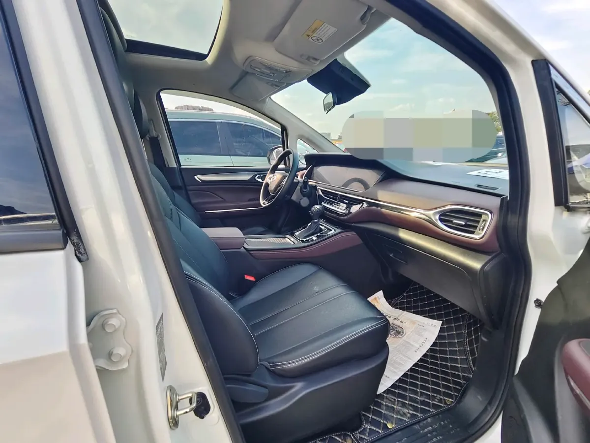 2021 GAC Trumpchi M6 1.5T 169HP L4 7DCT,autocango,china used car exporter,china ev exporter,chinese used car exporter,chinese used ev exporter