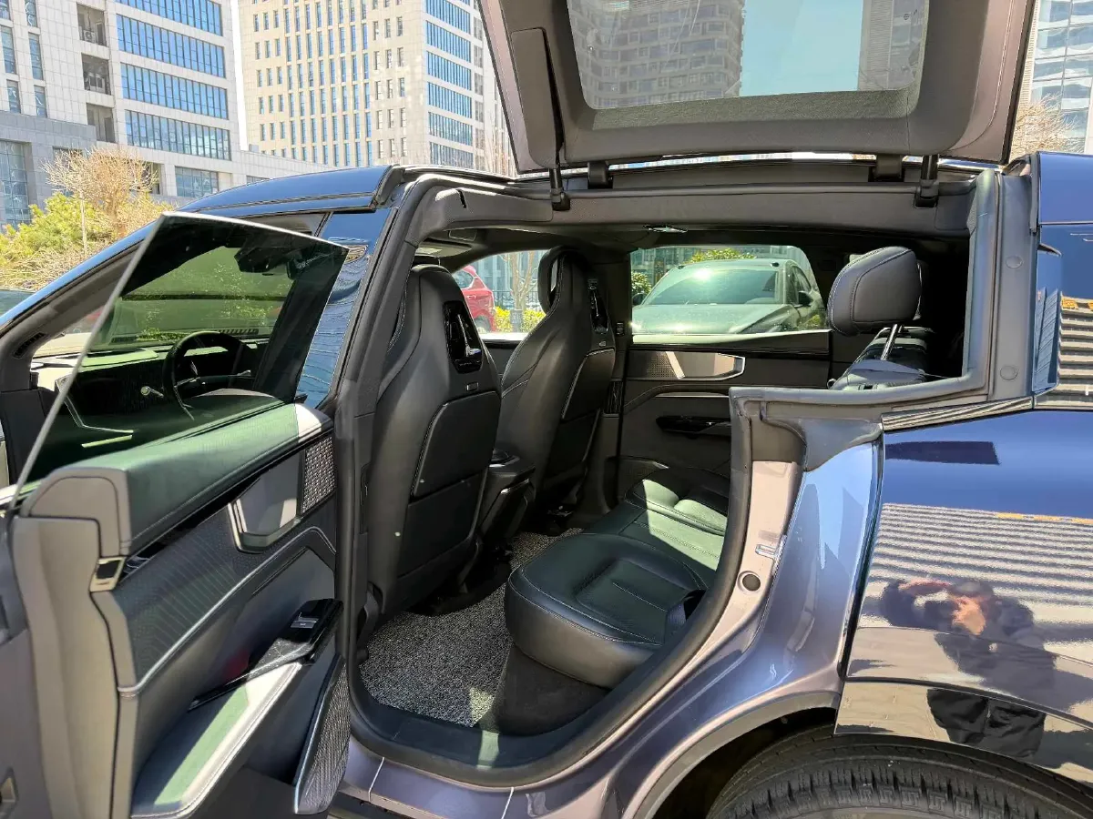 2023 HiPhi Y BEV 76.6KWH,autocango,china used car exporter,china ev exporter,chinese used car exporter,chinese used ev exporter