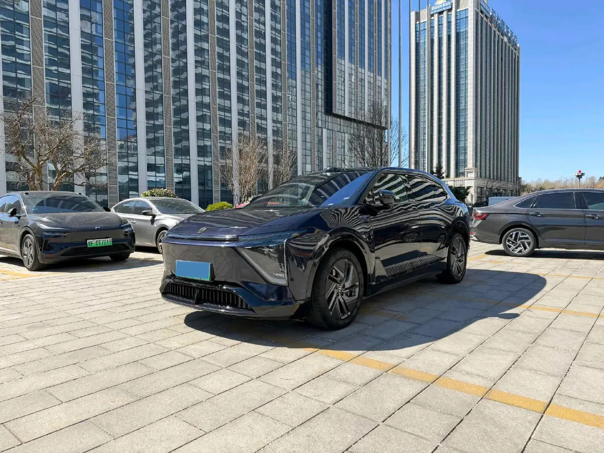 2023 HiPhi Y BEV 76.6KWH,autocango,china used car exporter,china ev exporter,chinese used car exporter,chinese used ev exporter