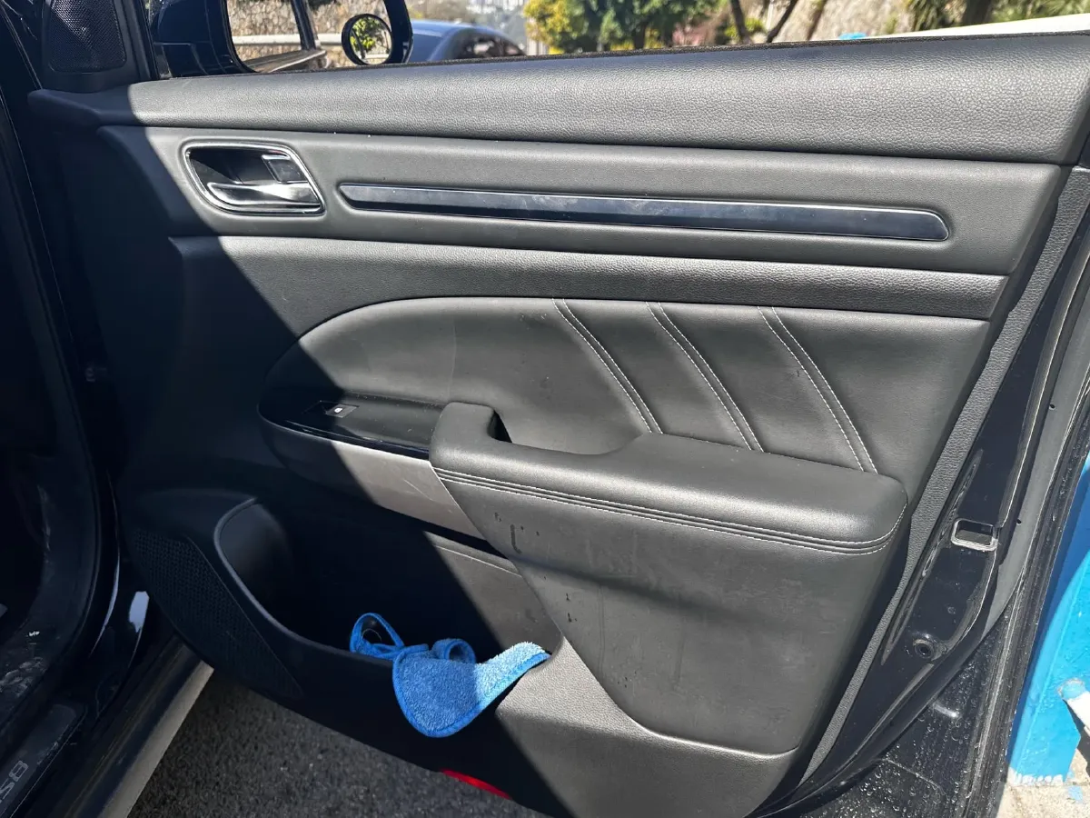 2020 GAC Trumpchi GS8 2.0T 252HP L4 6AT,autocango,china used car exporter,china ev exporter,chinese used car exporter,chinese used ev exporter