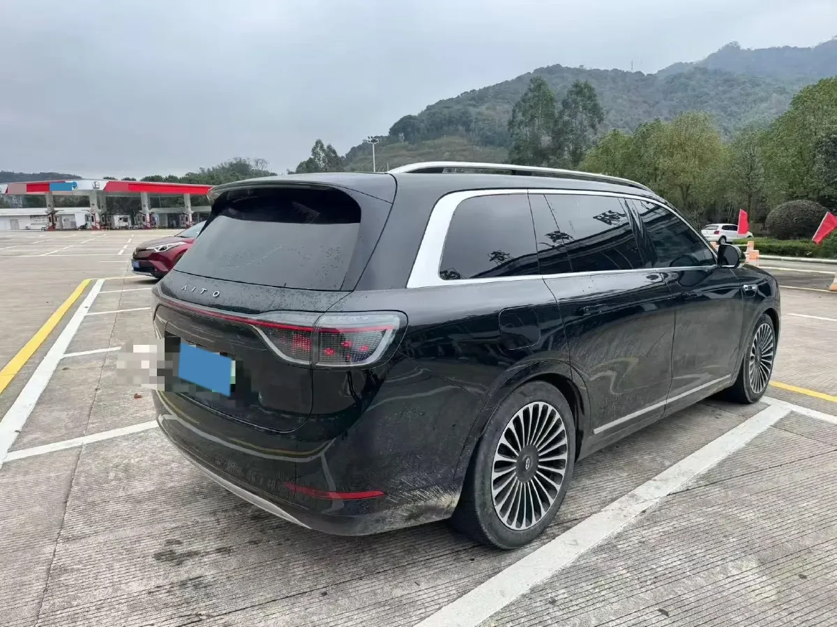 2024 AITO AITO M9 1.5T 152HP L4 REEV 42KWH,autocango,china used car exporter,china ev exporter,chinese used car exporter,chinese used ev exporter