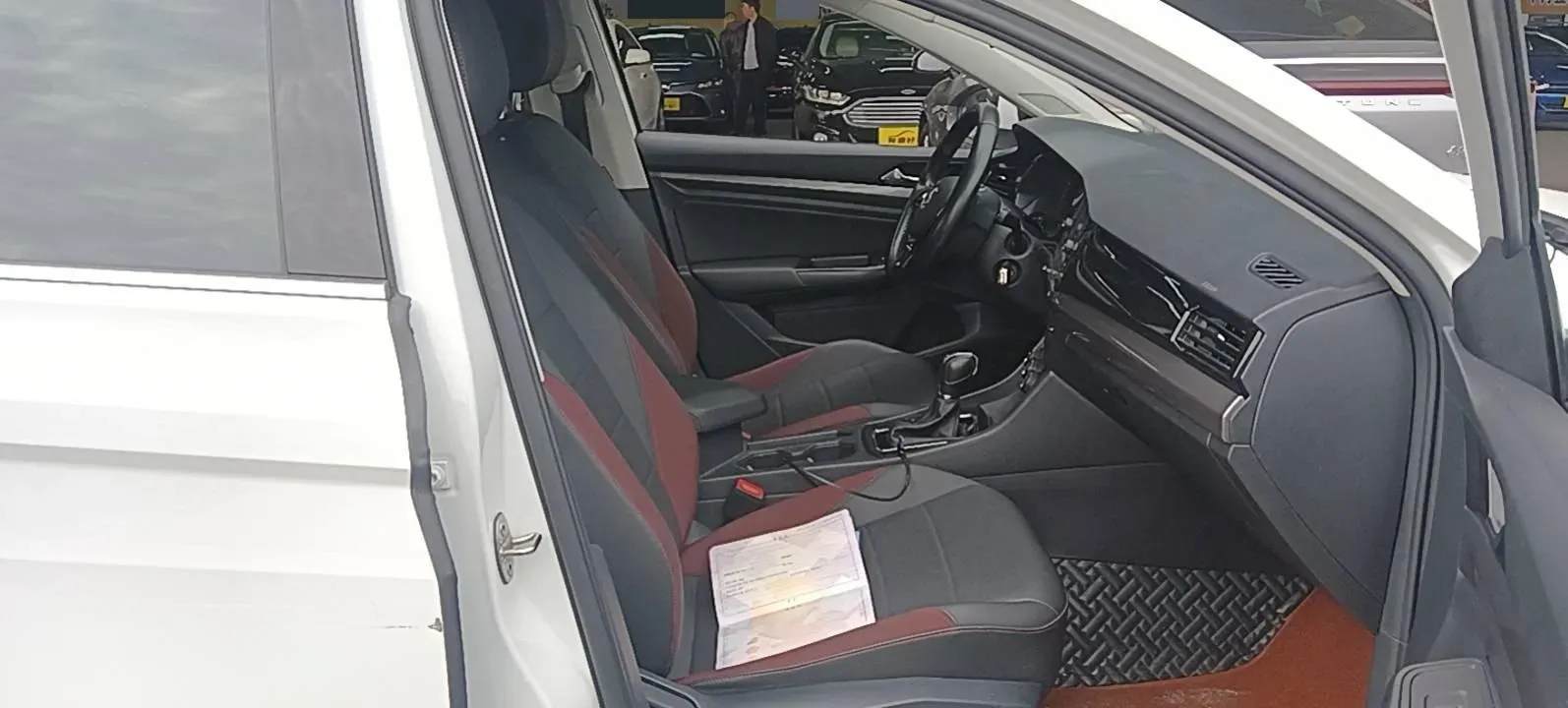 2019 Bestune T77 1.2T 143HP L4 7DCT,autocango,china used car exporter,china ev exporter,chinese used car exporter,chinese used ev exporter