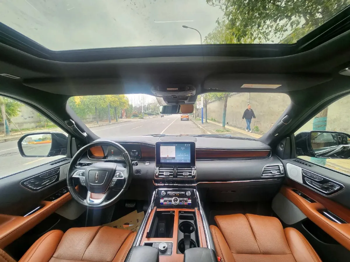 2020 Lincoln Navigator 3.5T 388HP V6 10AT,autocango,china used car exporter,china ev exporter,chinese used car exporter,chinese used ev exporter