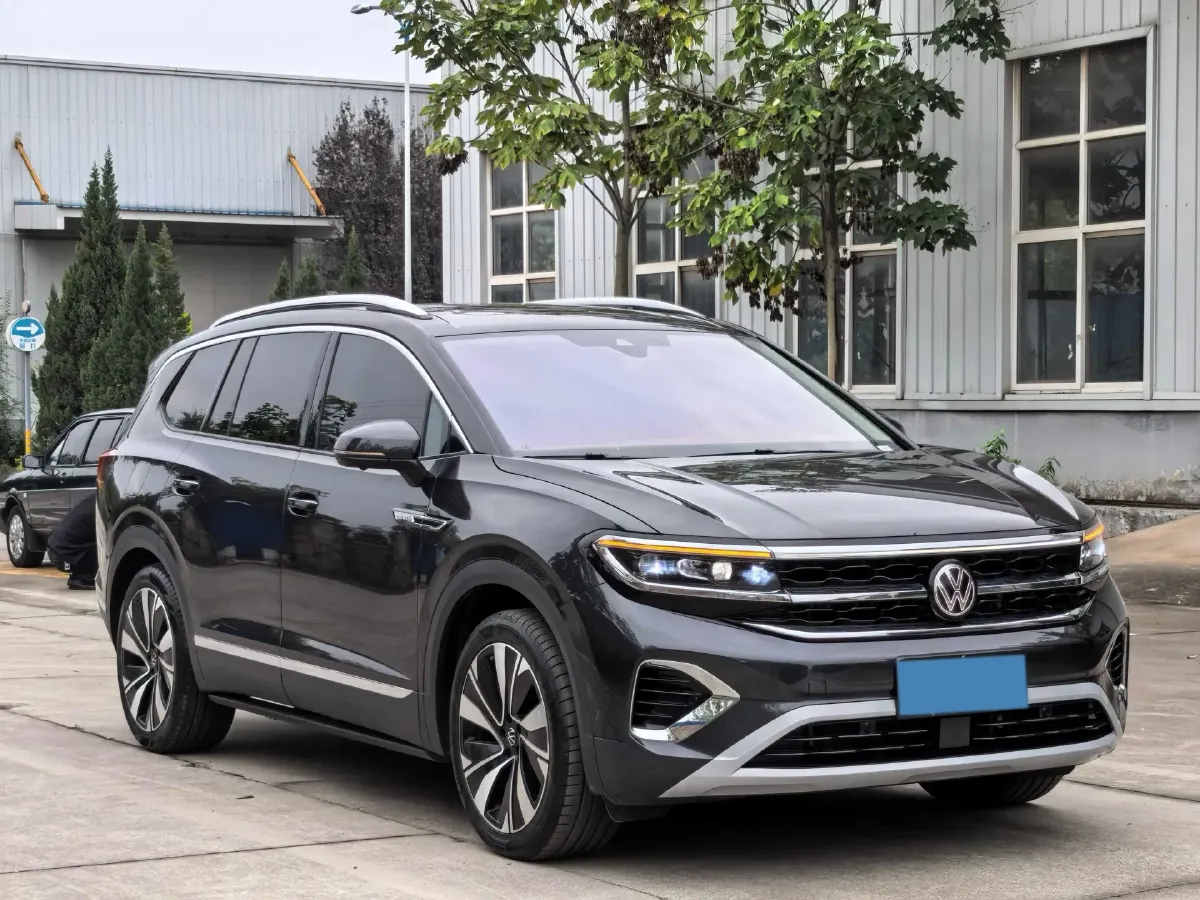 2024 Volkswagen Talagon 2.0T 220HP L4 7DCT,autocango,china used car exporter,china ev exporter,chinese used car exporter,chinese used ev exporter