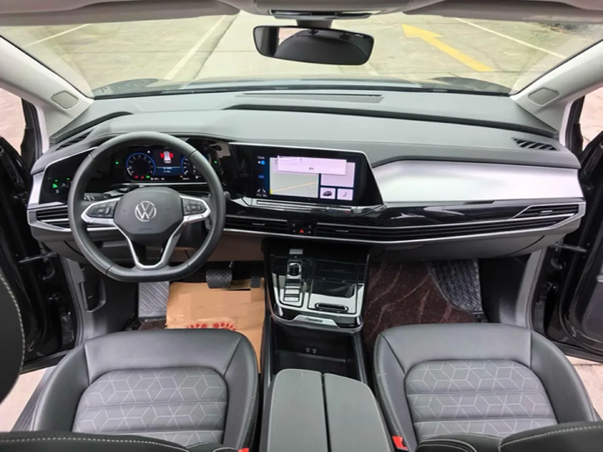 2024 Volkswagen Talagon 2.0T 220HP L4 7DCT,autocango,china used car exporter,china ev exporter,chinese used car exporter,chinese used ev exporter