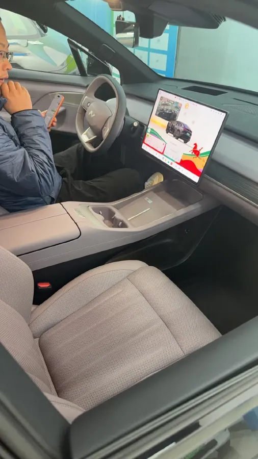 2024 ONVO L60 BEV 60KWH,autocango,china used car exporter,china ev exporter,chinese used car exporter,chinese used ev exporter