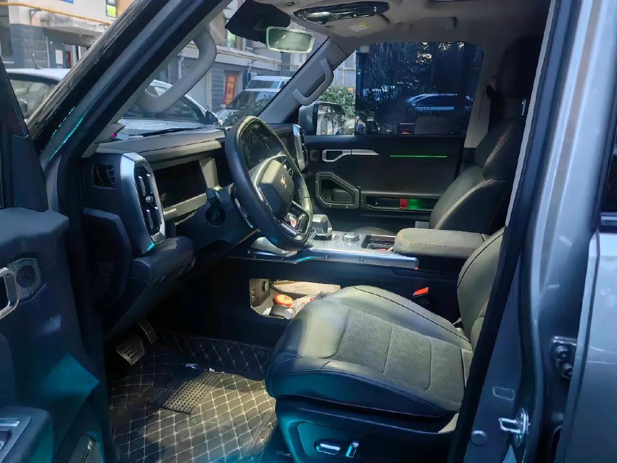 2023 Jetour Traveller 2.0T 254HP L4 7DCT,autocango,china used car exporter,china ev exporter,chinese used car exporter,chinese used ev exporter