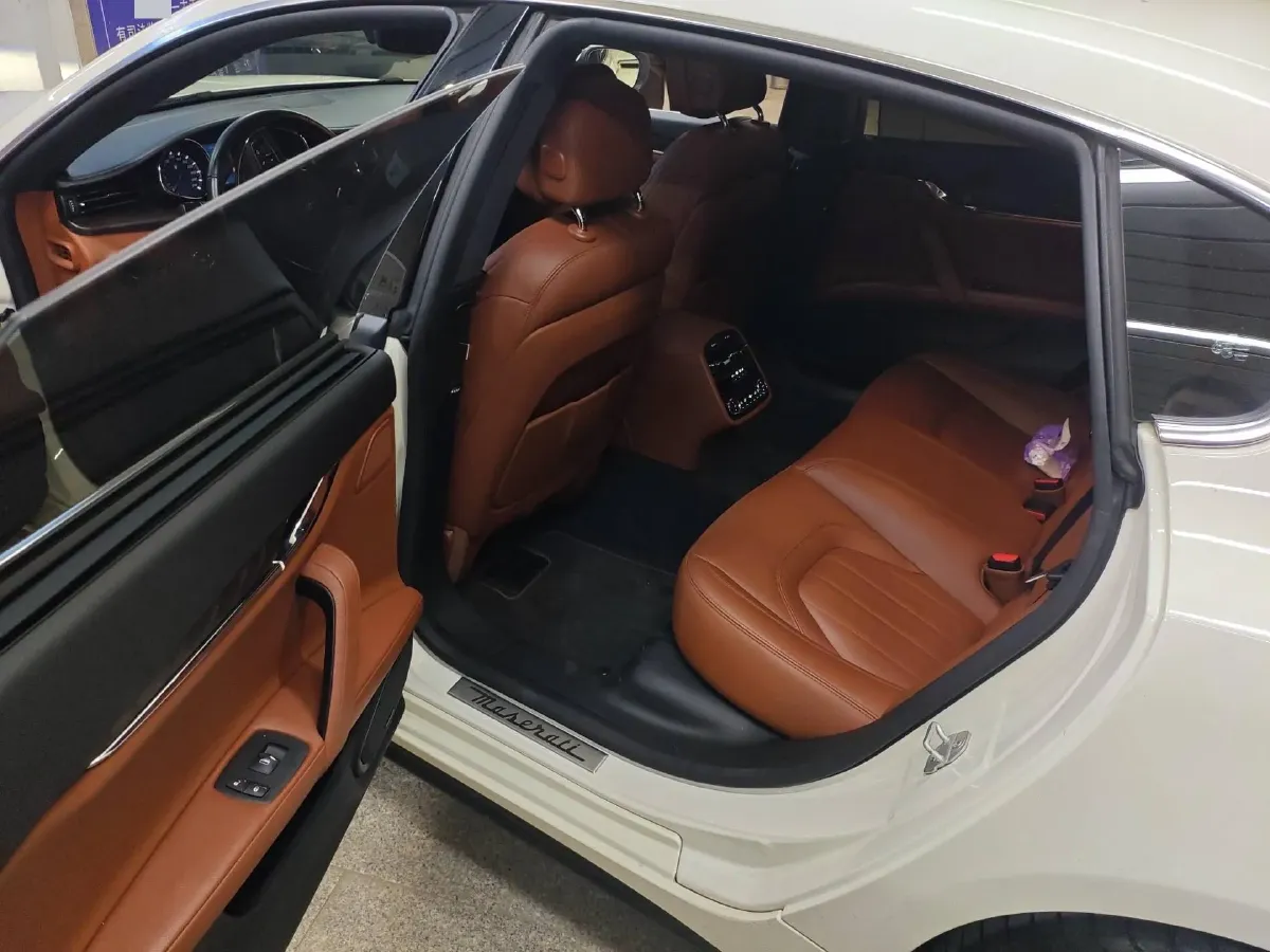 2019 Maserati Quattroporte 3.0T 350HP V6 8AT,autocango,china used car exporter,china ev exporter,chinese used car exporter,chinese used ev exporter