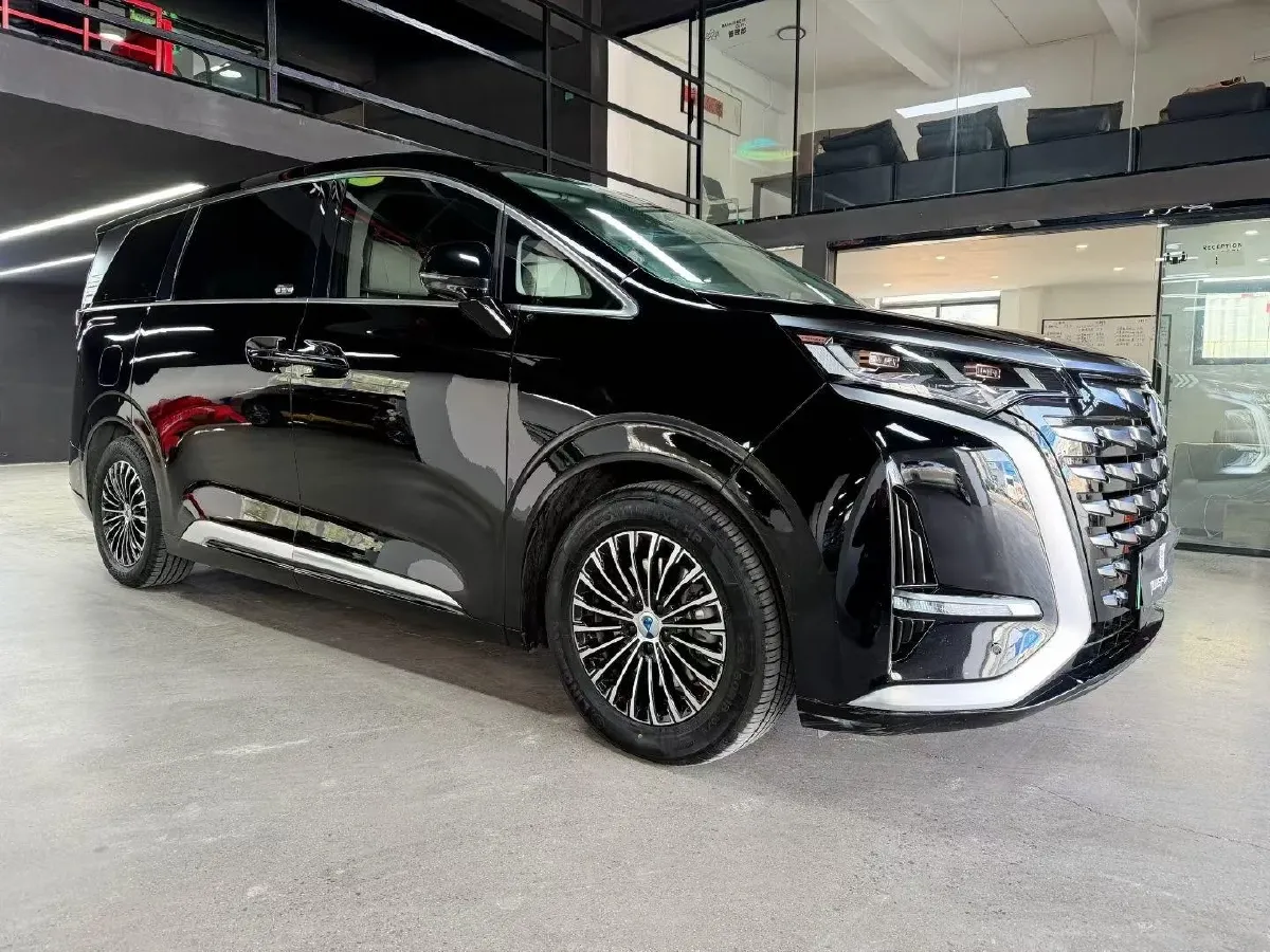 2022 HongQi HS7 3.0T 337HP V6 8AT,autocango,china used car exporter,china ev exporter,chinese used car exporter,chinese used ev exporter