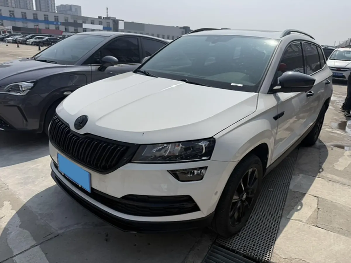 2019 Skoda Karoq 1.4T 150HP L4 7DCT,autocango,china used car exporter,china ev exporter,chinese used car exporter,chinese used ev exporter