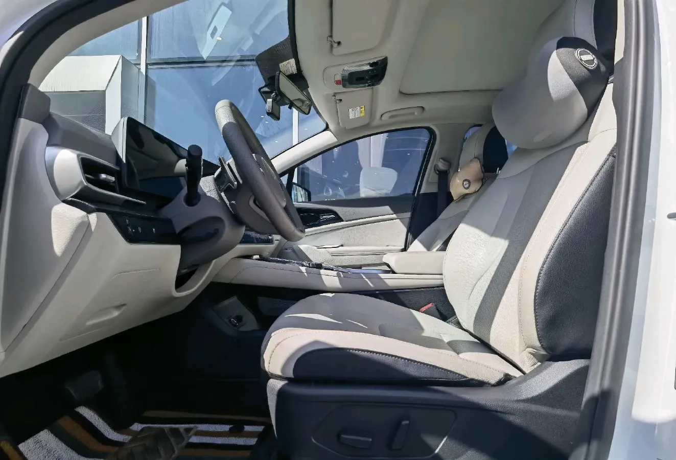 2023 Kia Sportage 1.5T 200HP L4 8AT,autocango,china used car exporter,china ev exporter,chinese used car exporter,chinese used ev exporter