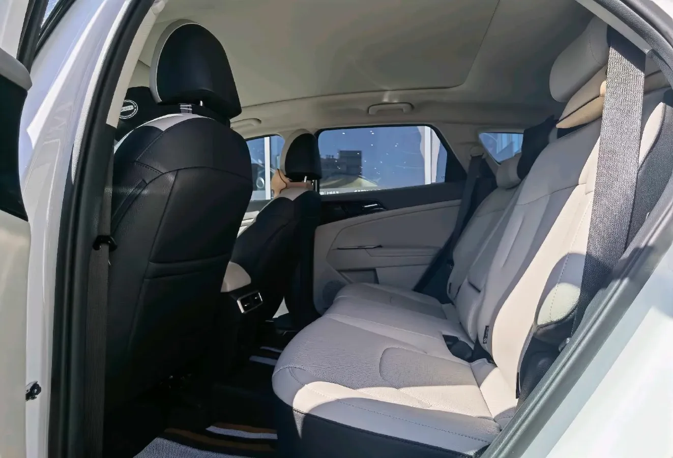 2023 Kia Sportage 1.5T 200HP L4 8AT,autocango,china used car exporter,china ev exporter,chinese used car exporter,chinese used ev exporter