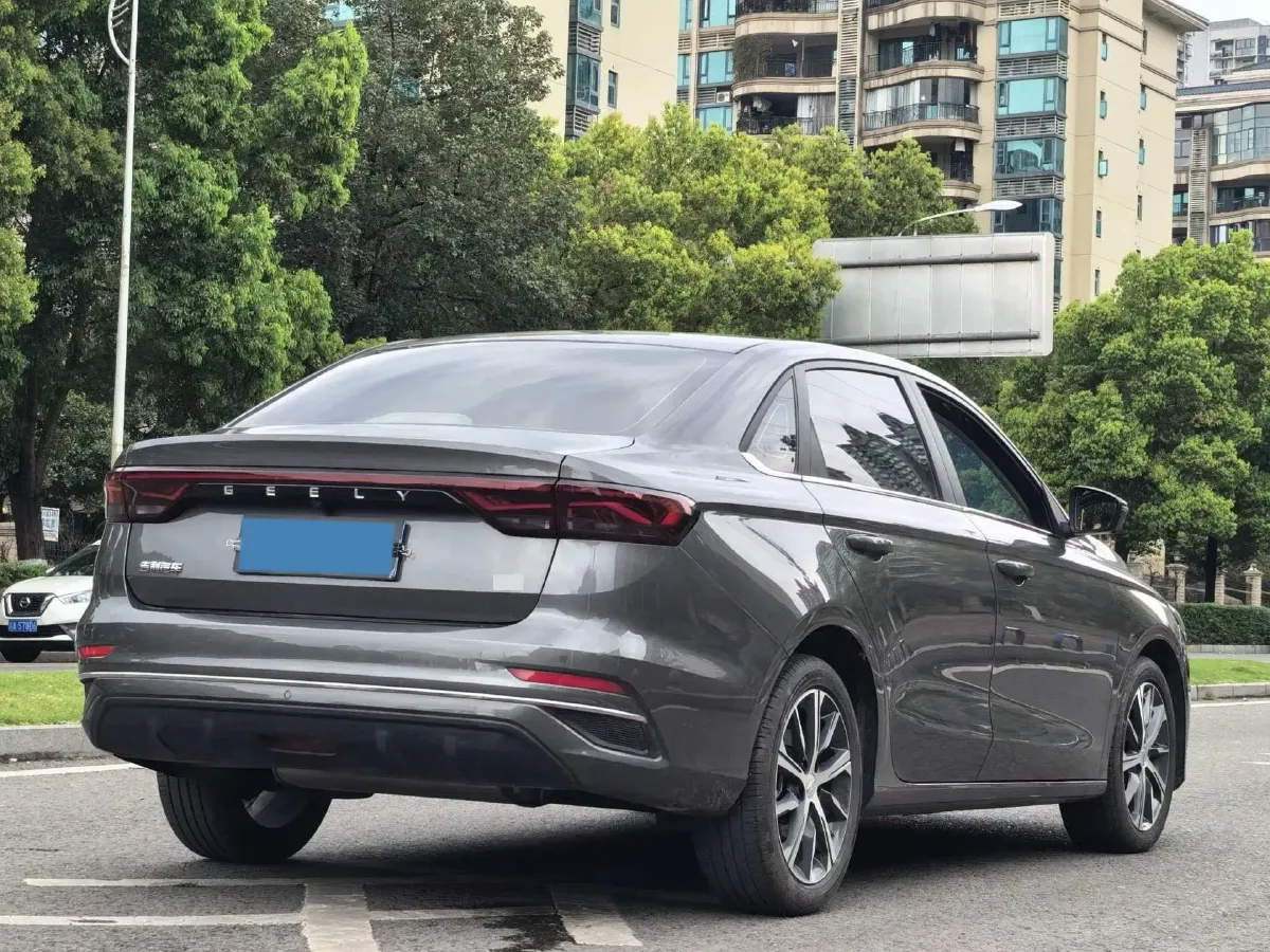 2025 Geely Emgrand 1.5L 127HP L4 CVT,autocango,china used car exporter,china ev exporter,chinese used car exporter,chinese used ev exporter