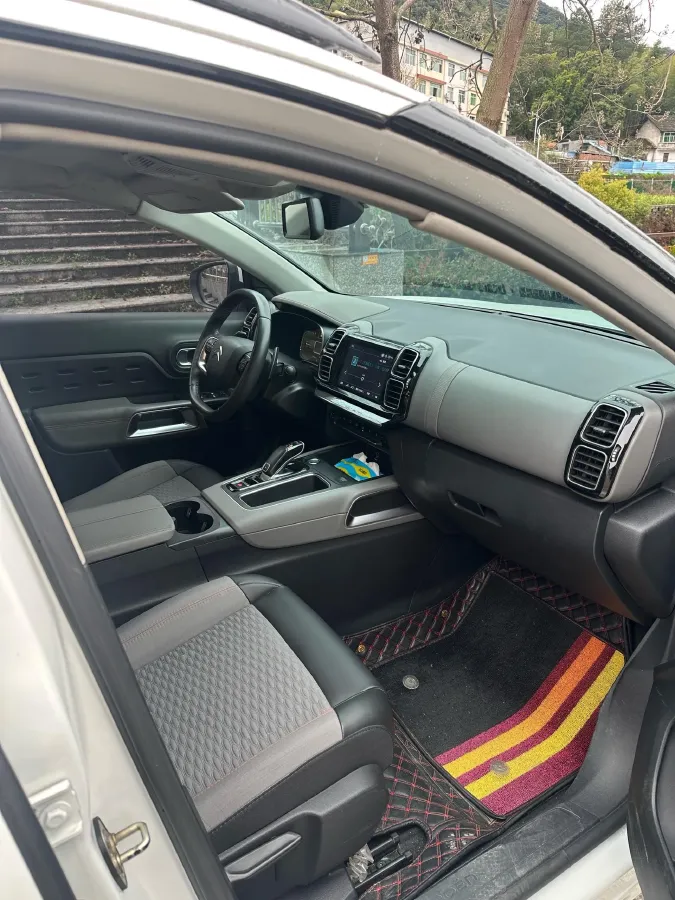 2019 Citroen C5 Aircross 1.8T 204HP L4 6AT,autocango,china used car exporter,china ev exporter,chinese used car exporter,chinese used ev exporter