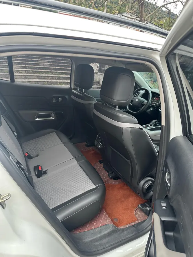 2019 Citroen C5 Aircross 1.8T 204HP L4 6AT,autocango,china used car exporter,china ev exporter,chinese used car exporter,chinese used ev exporter