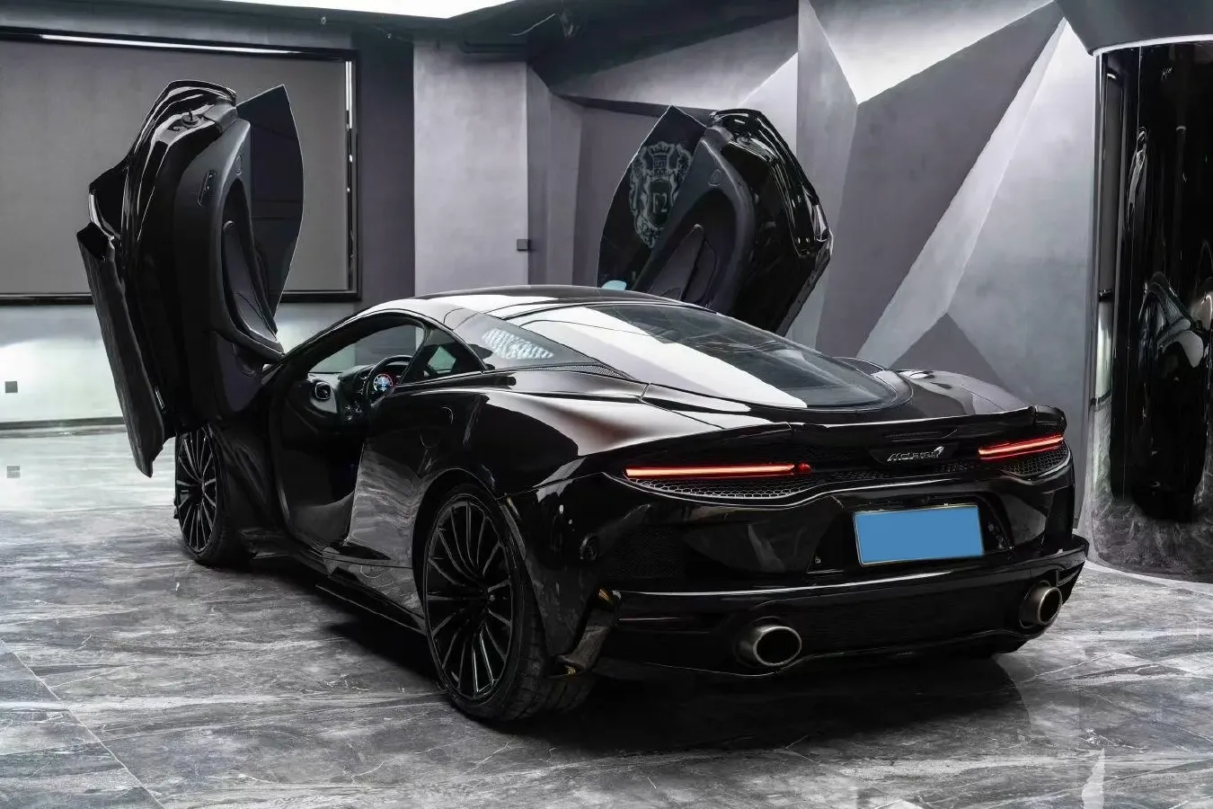 2019 Lorinser MAYBACH S Class 3.0T 367HP V6 9AT,autocango,china used car exporter,china ev exporter,chinese used car exporter,chinese used ev exporter